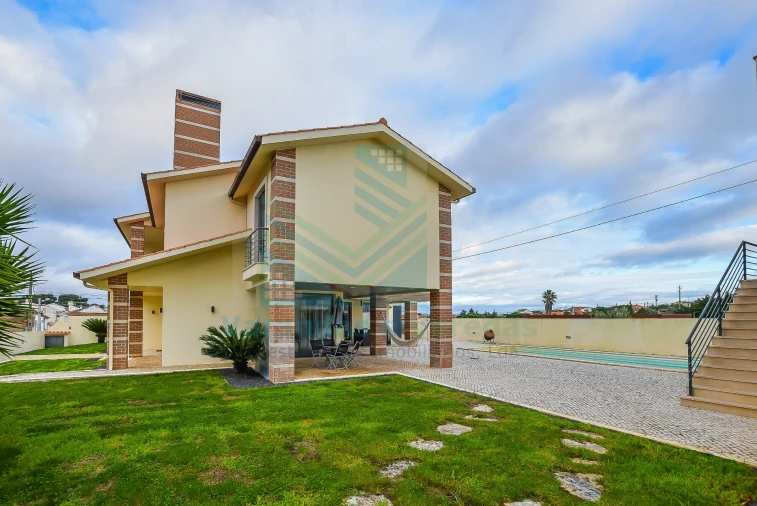 Moradia T5 para Venda em Pedrogão Foto 59