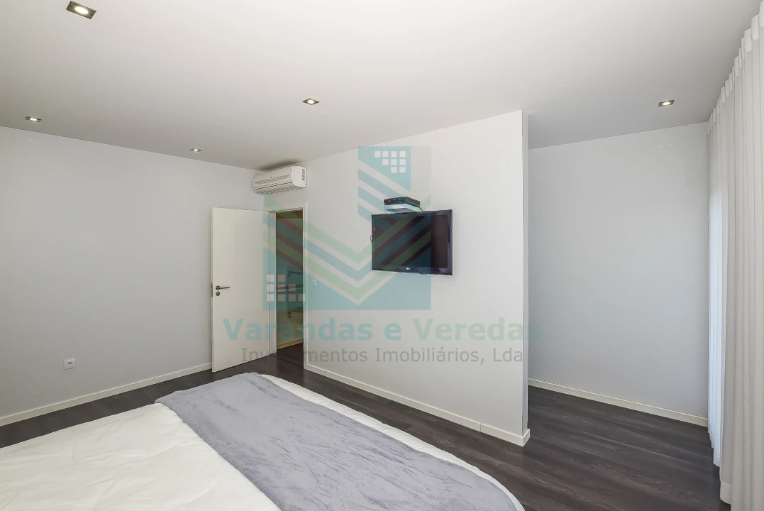 Moradia T5 para Venda em Pedrogão Foto 27