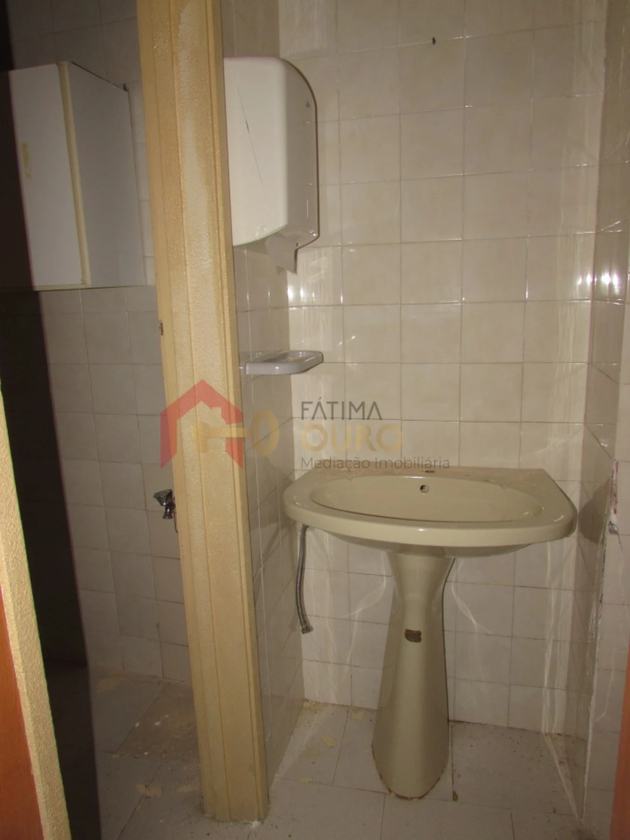 Loja para Venda em Assunção, Ajuda, Salvador e Santo Ildefonso Foto 9