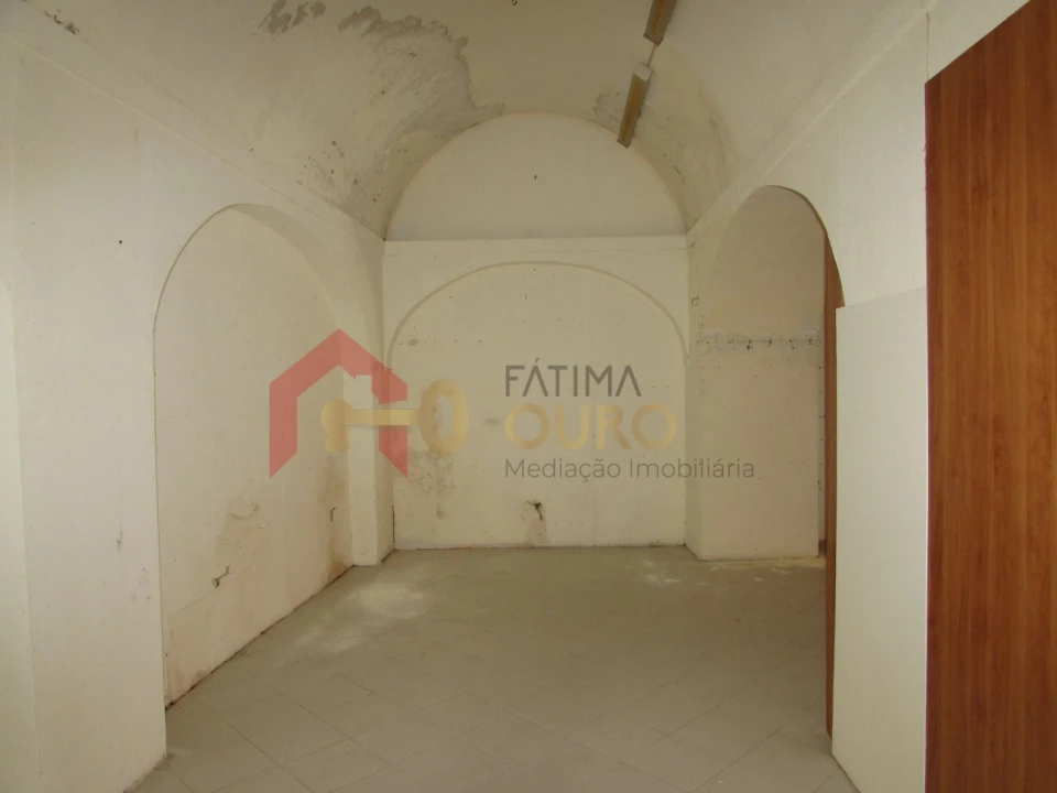 Loja para Venda em Assunção, Ajuda, Salvador e Santo Ildefonso Foto 11