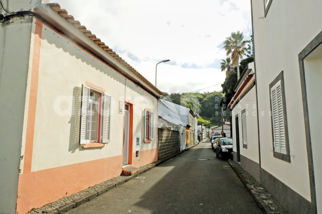 Moradia T2 para Venda em Maia Foto 2