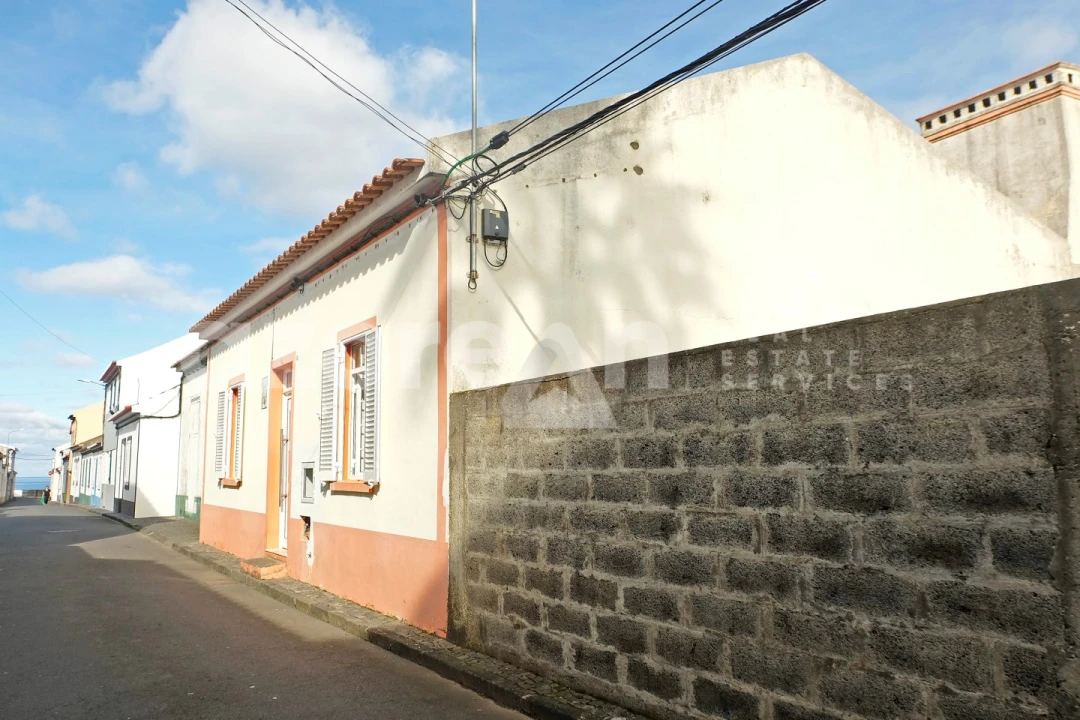 Moradia T2 para Venda em Maia Foto 4