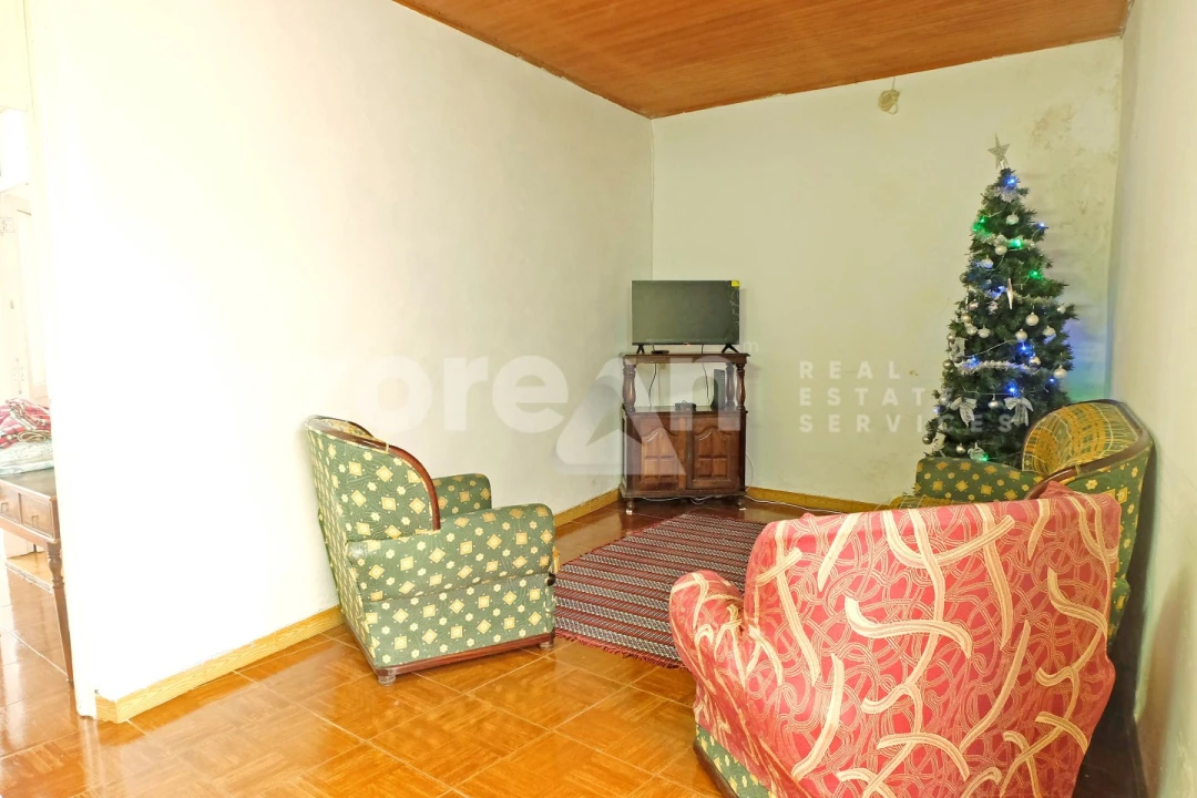 Moradia T2 para Venda em Maia Foto 11