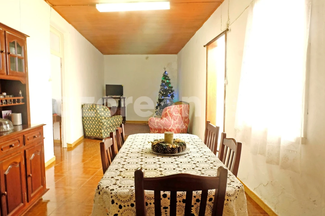 Moradia T2 para Venda em Maia Foto 14