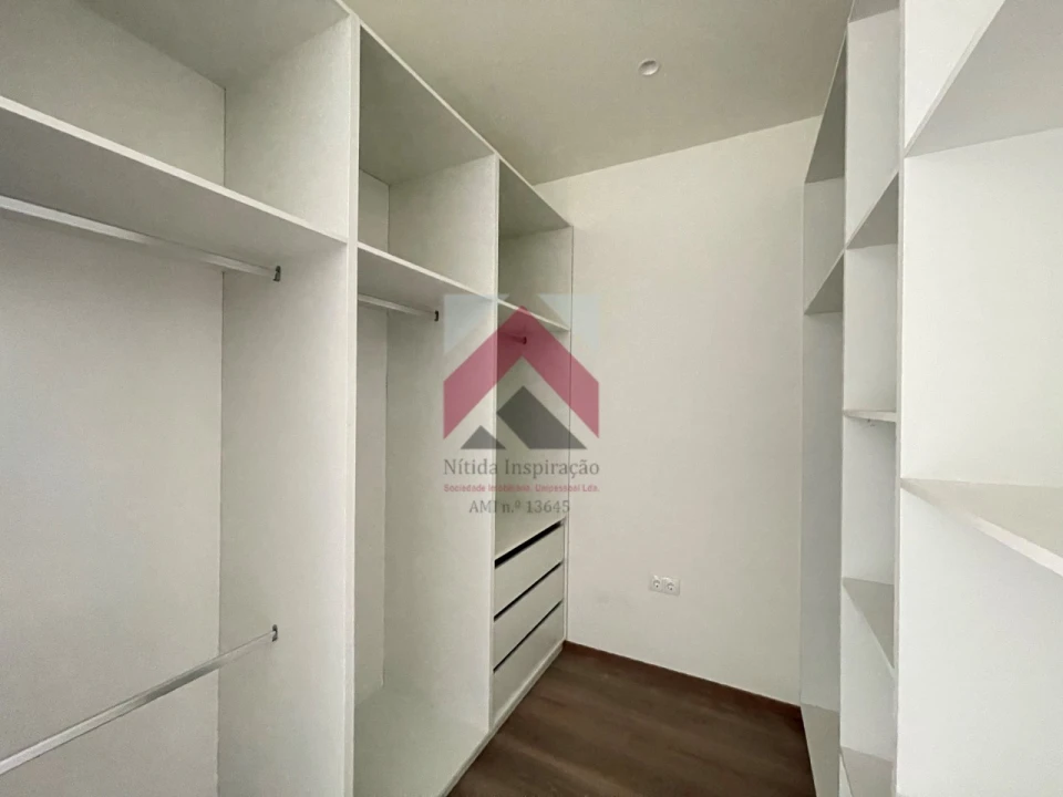 Apartamento T3 para Venda em Aguada de Cima Foto 9