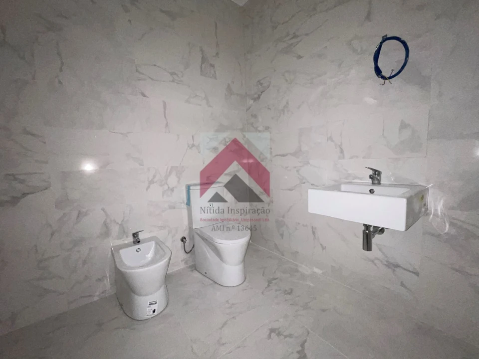 Apartamento T3 para Venda em Aguada de Cima Foto 11