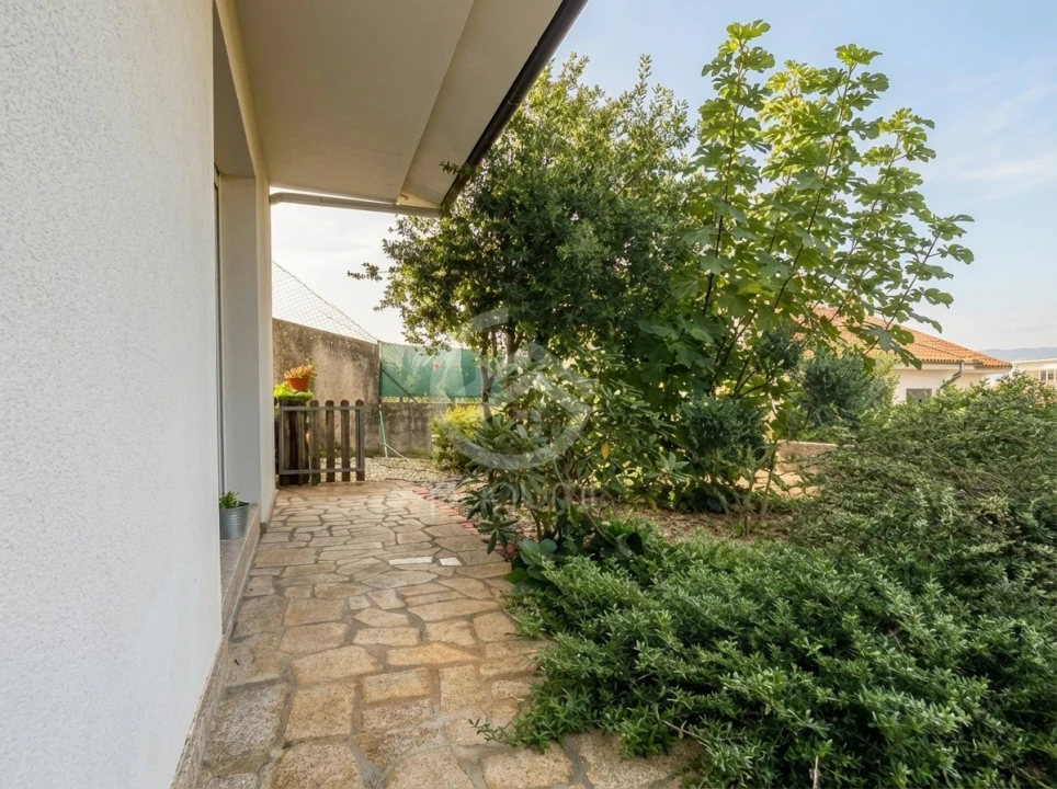 Moradia T5 para Venda em Mondim de Basto Foto 14
