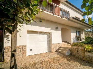 Moradia T5 para Venda em Mondim de Basto