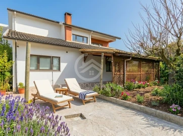 Moradia T5 para Venda em Mondim de Basto