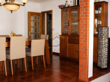 Moradia T5 para Venda em Mondim de Basto
