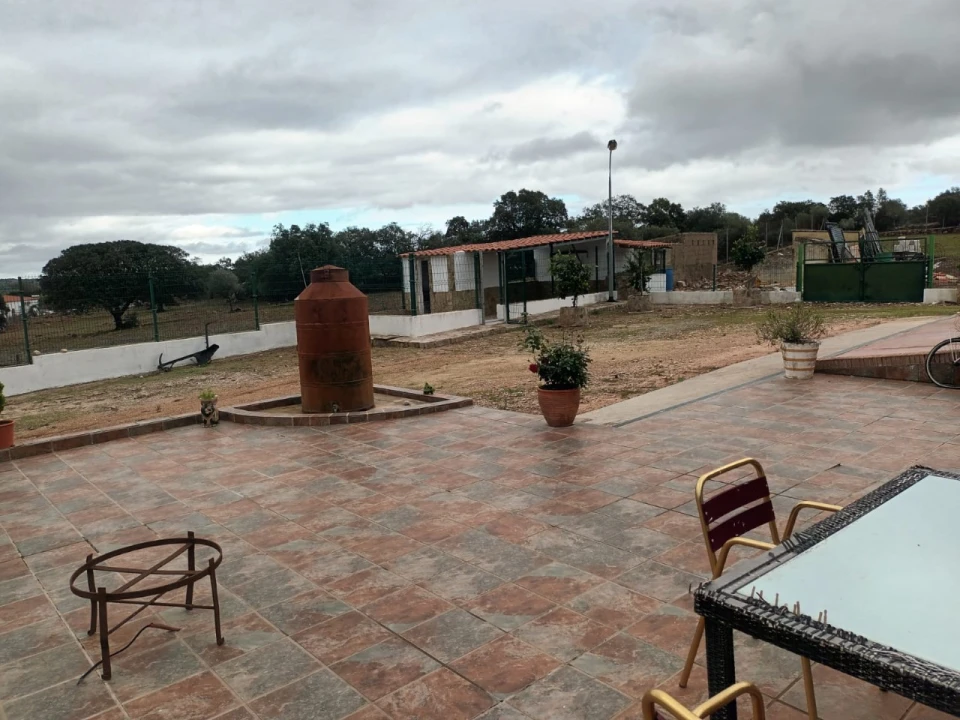 Quinta T4 para Venda em Assunção, Ajuda, Salvador e Santo Ildefonso Foto 24