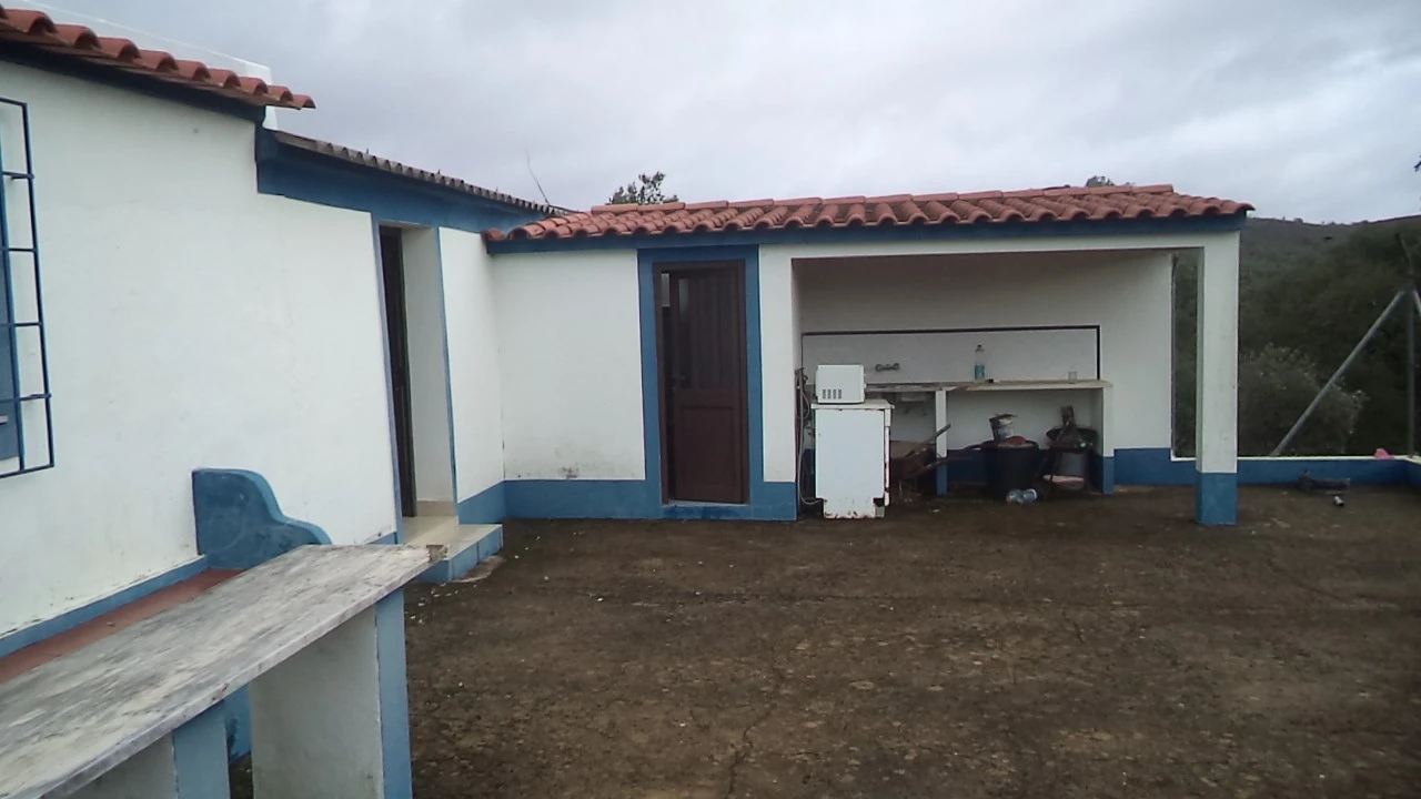 Moradia T2 para Venda em Esperança Foto 25