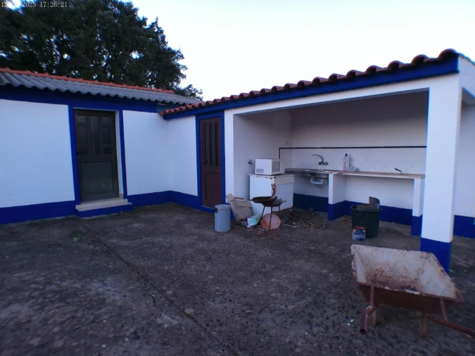 Moradia T2 para Venda em Esperança Foto 3