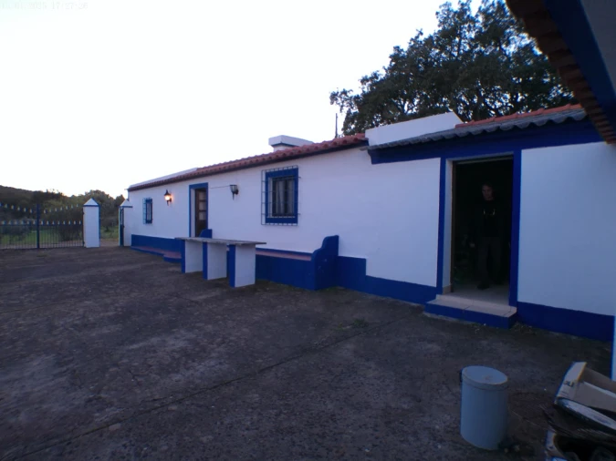 Moradia T2 para Venda em Esperança Foto 4