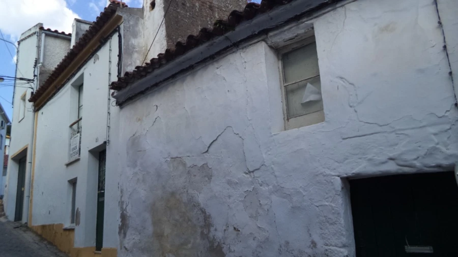 Moradia T3 para Venda em Ribeira de Nisa e Carreiras