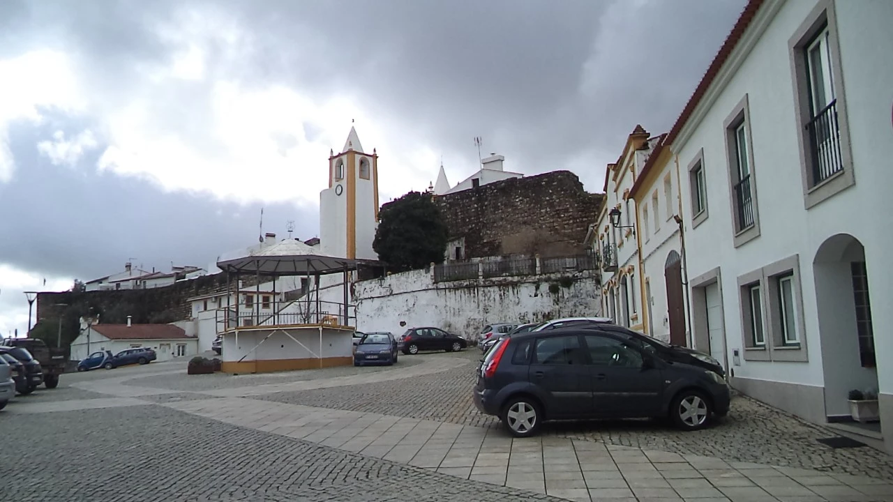 Moradia T4 para Venda em Alegrete Foto 28