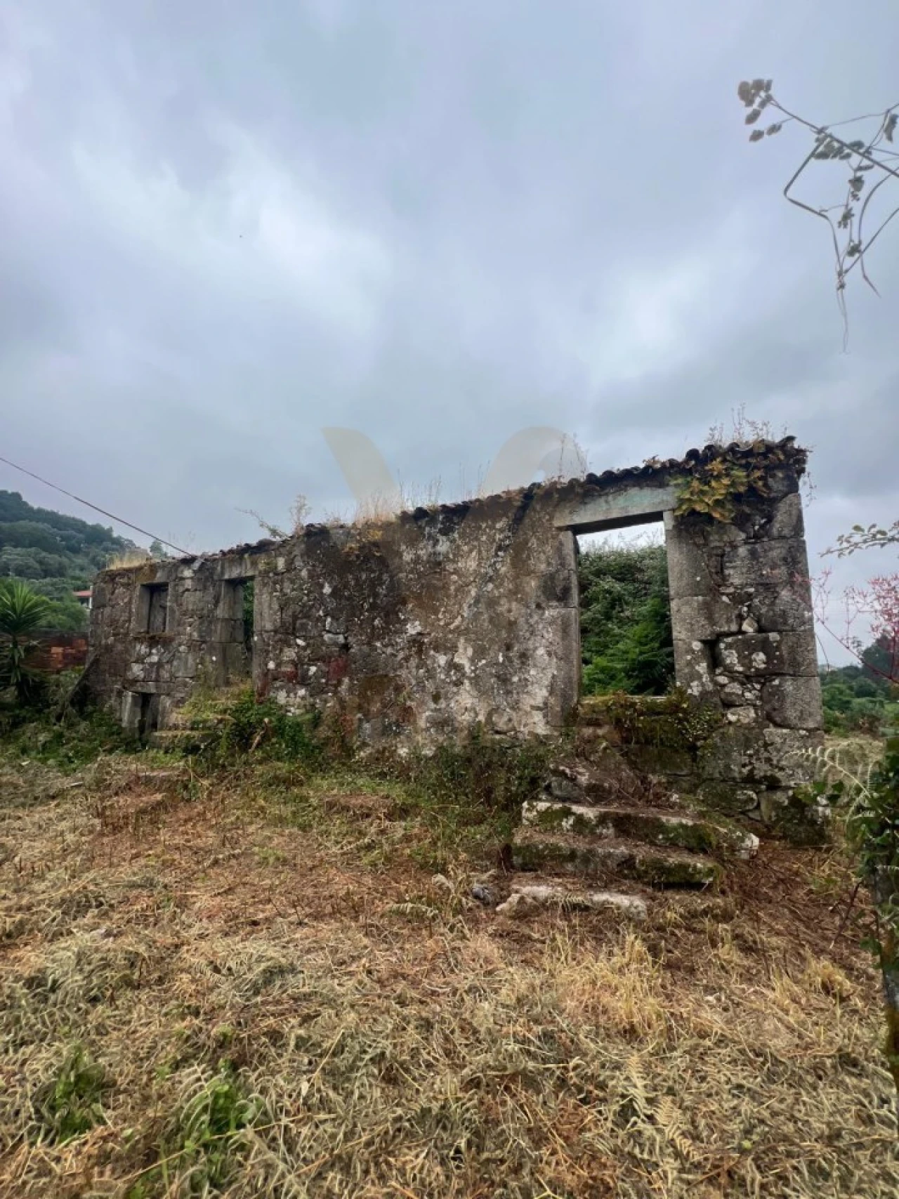 Moradia T3 para Venda em Bárrio e Cepões Foto 18