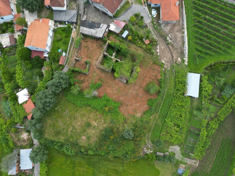 Moradia T3 para Venda em Bárrio e Cepões Foto 7