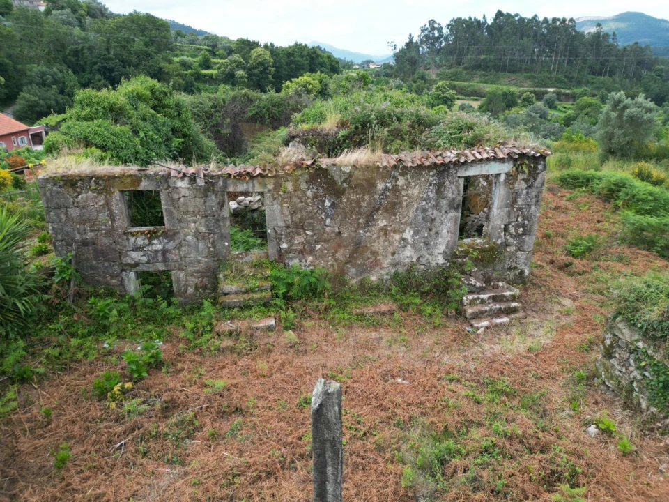 Moradia T3 para Venda em Bárrio e Cepões Foto 23