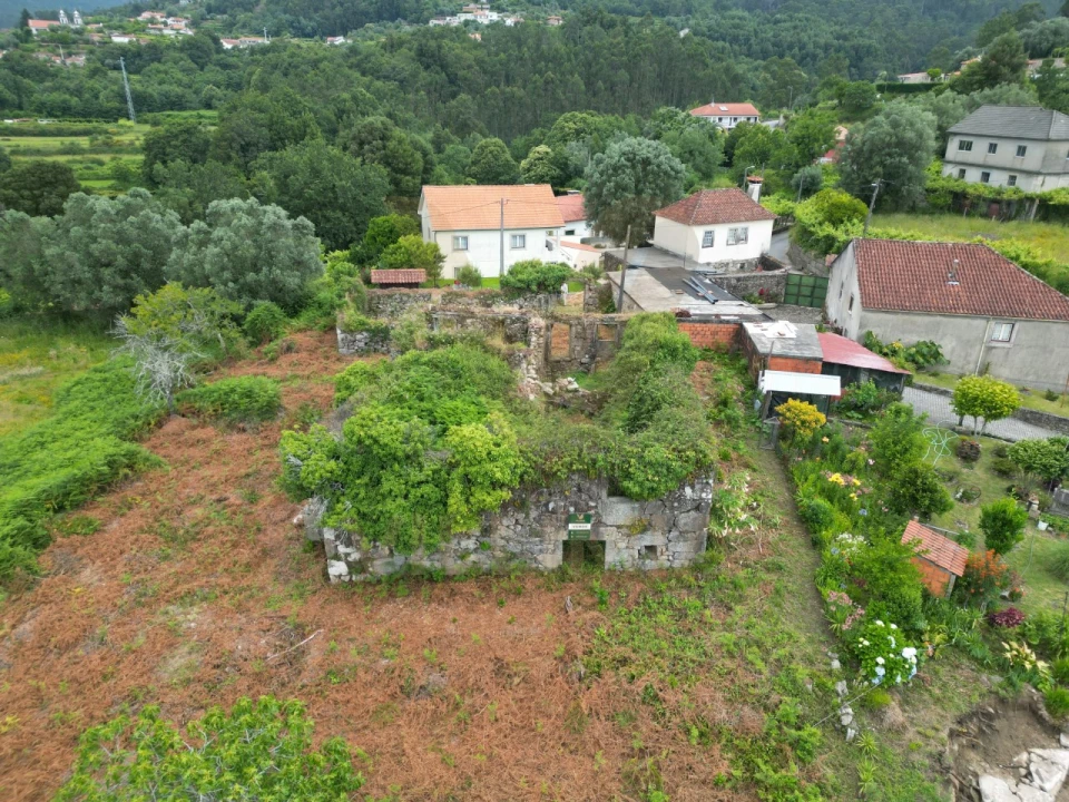 Moradia T3 para Venda em Bárrio e Cepões Foto 24