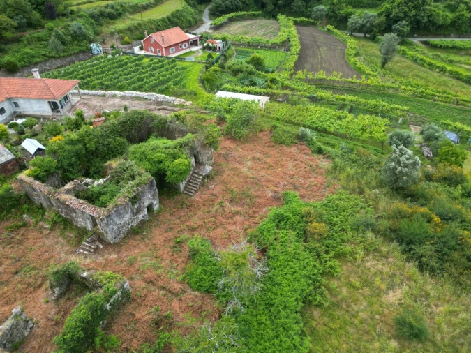 Moradia T3 para Venda em Bárrio e Cepões Foto 22