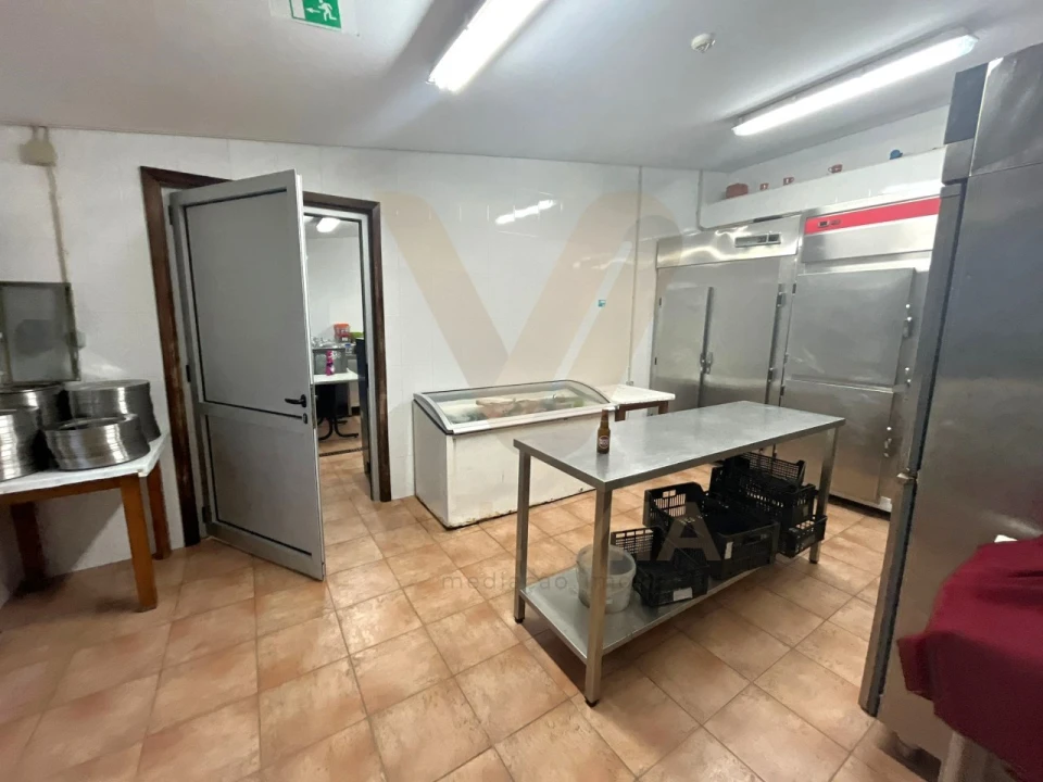 Quinta T6 para Venda em Correlhã Foto 40