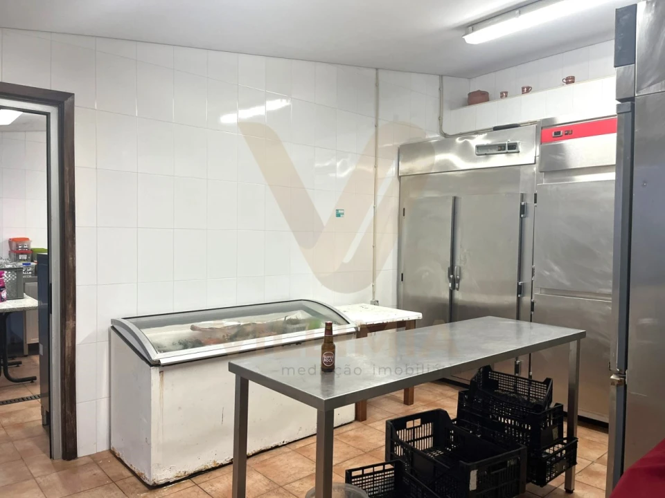 Quinta T6 para Venda em Correlhã Foto 41