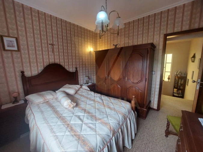 Moradia T4 para Venda em Calheiros Foto 14