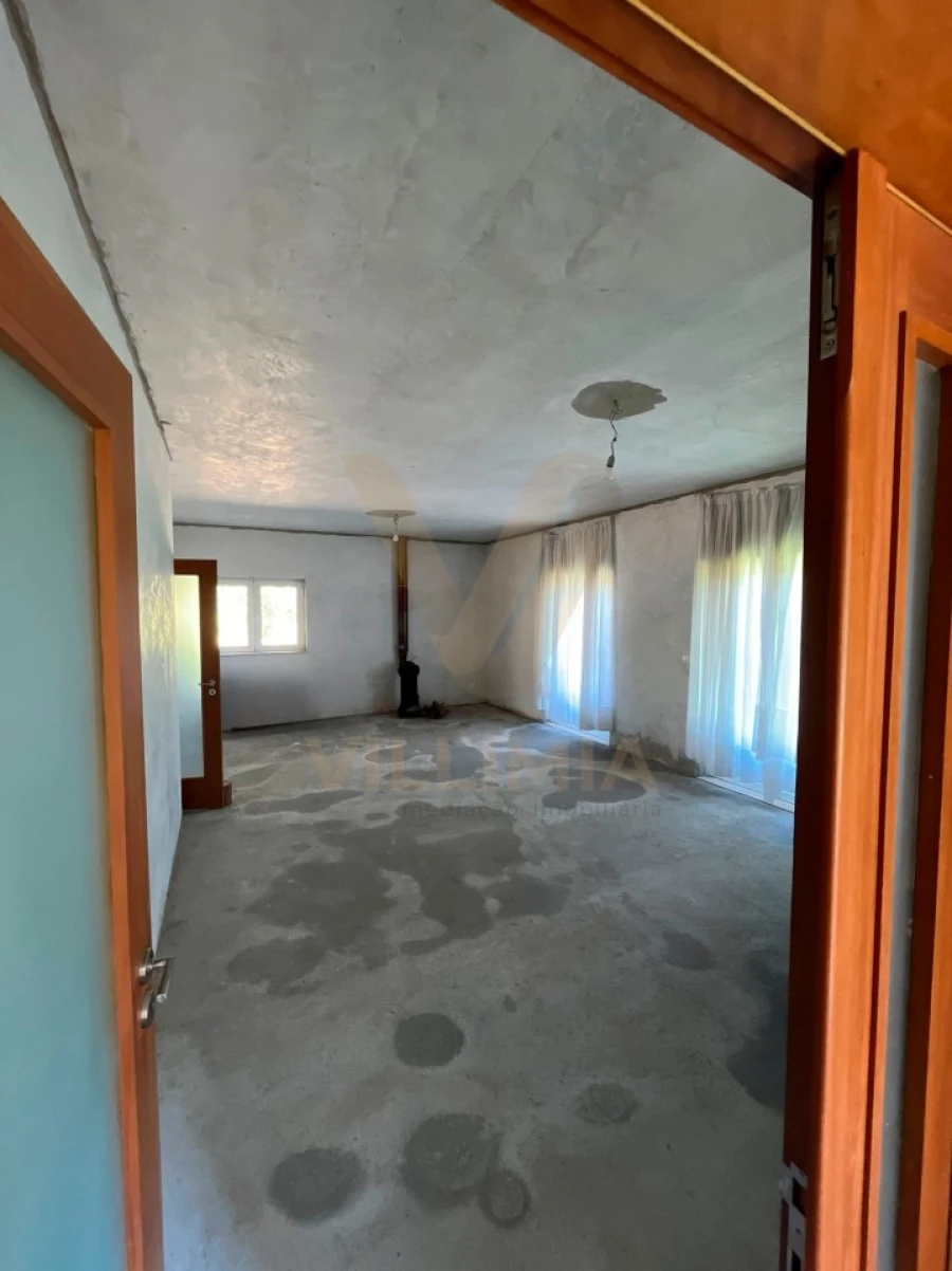 Moradia T3 para Venda em Refoios do Lima Foto 4