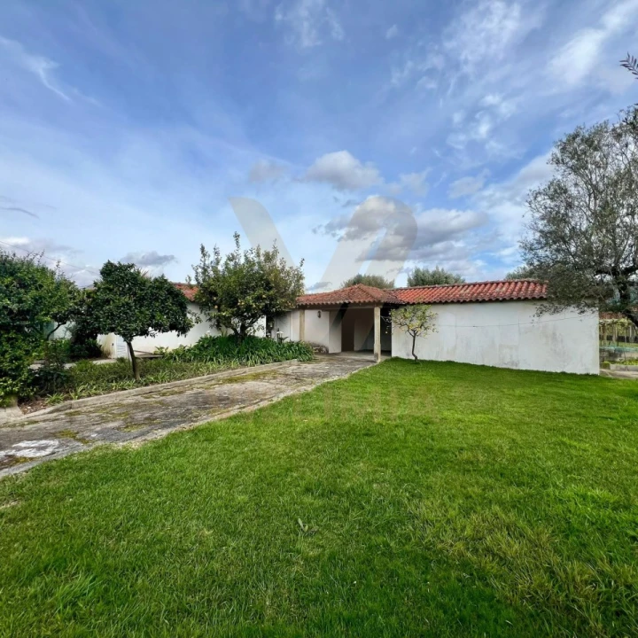 Moradia T3 para Venda em Bertiandos Foto 23