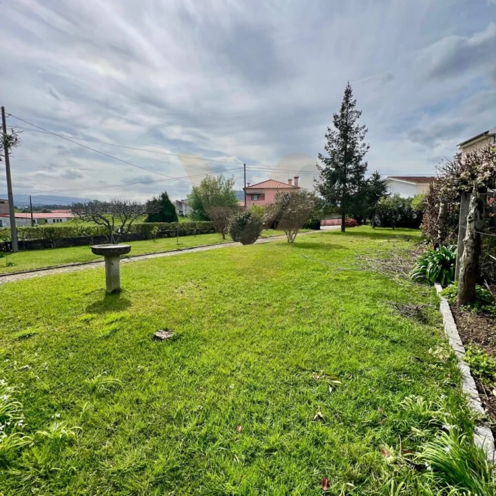 Moradia T3 para Venda em Bertiandos Foto 35