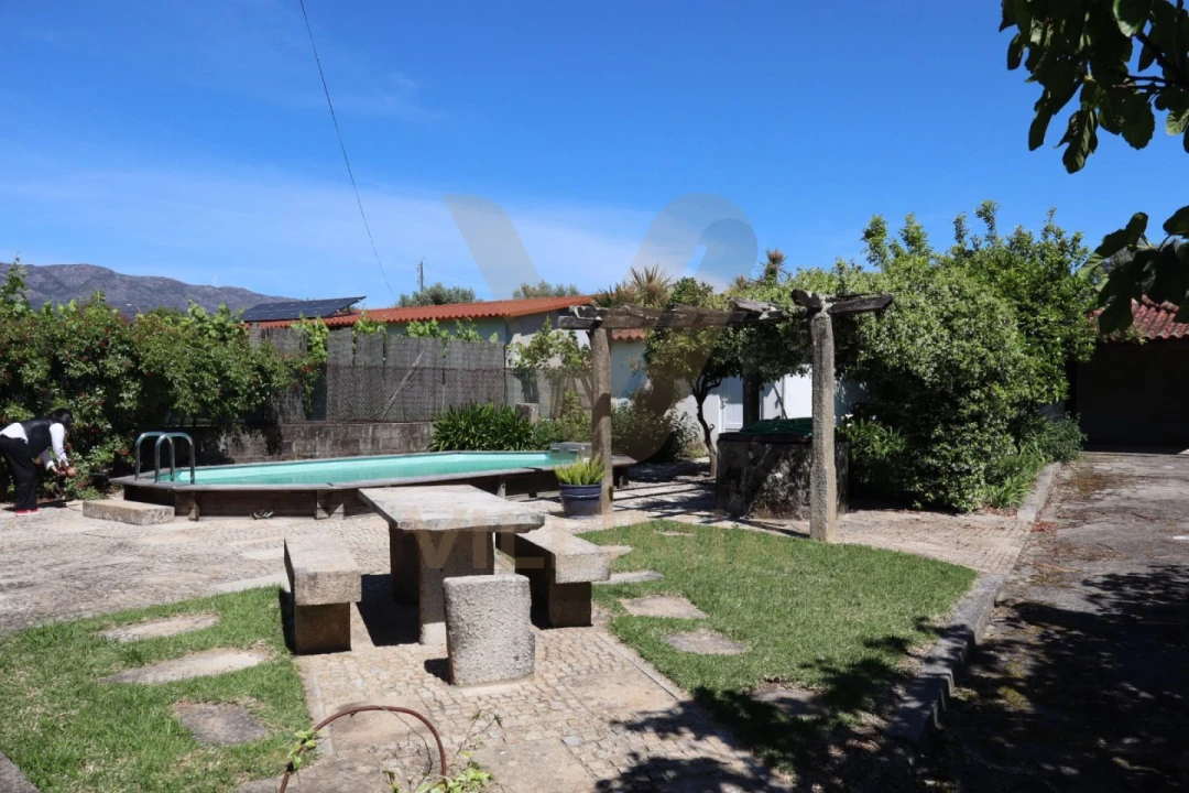 Moradia T3 para Venda em Bertiandos Foto 26