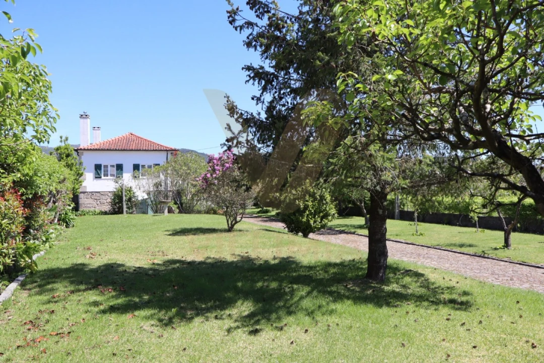 Moradia T3 para Venda em Bertiandos Foto 42