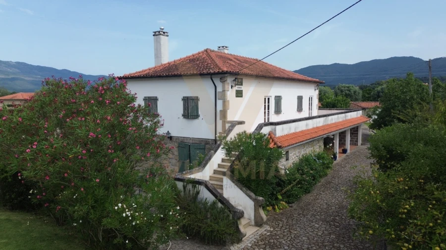 Moradia T3 para Venda em Bertiandos Foto 44