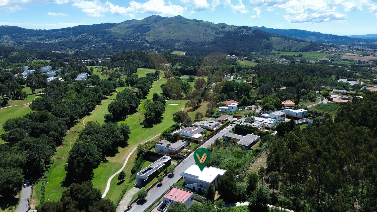 Moradia T4 para Venda em Arca e Ponte de Lima Foto 23