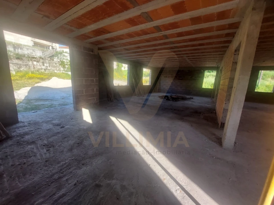 Moradia T3 para Venda em Paço Foto 8