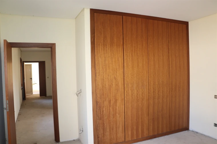 Moradia T4 para Venda em Brito Foto 28