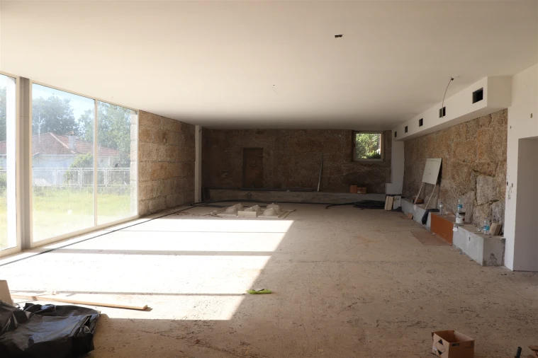 Moradia T4 para Venda em Brito Foto 13