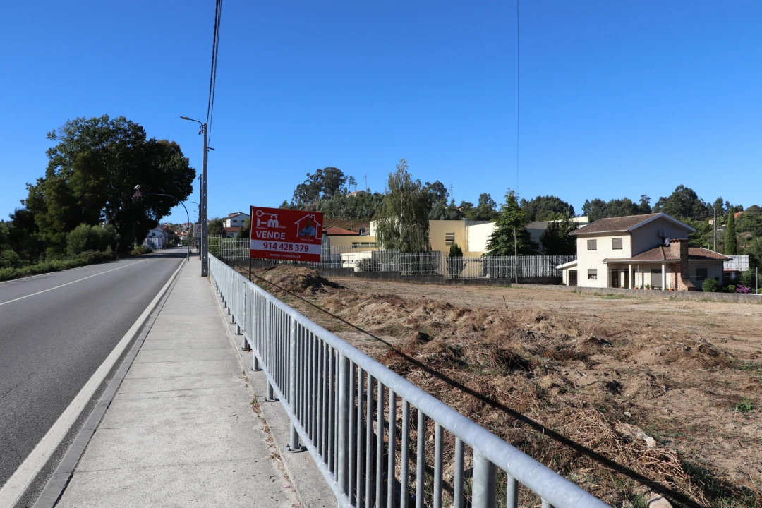 Terreno para Venda em Lustosa e Barrosas (Santo Estêvão) Foto 1