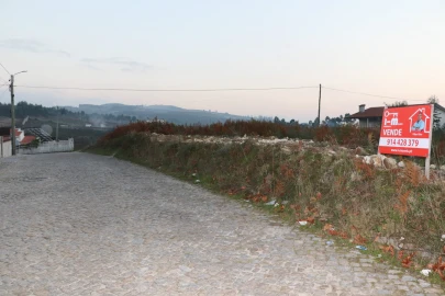 Terreno para Venda em Lustosa e Barrosas (Santo Estêvão)