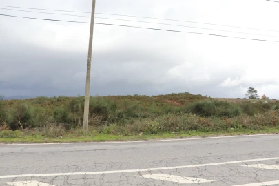 Terreno para Venda em Lustosa e Barrosas (Santo Estêvão)