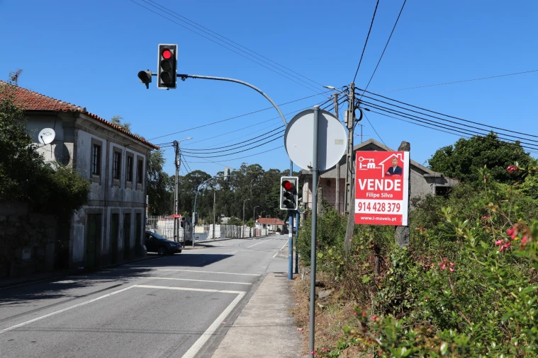 Armazém para Venda em Lustosa e Barrosas (Santo Estêvão) Foto 2