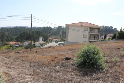 Terreno para Venda em Lustosa e Barrosas (Santo Estêvão)