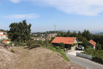 Terreno para Venda em Lustosa e Barrosas (Santo Estêvão)