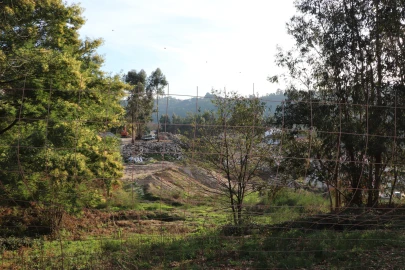 Terreno Comércio / Armazém para Venda em Santa Eulália