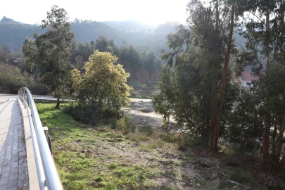 Terreno Comércio / Armazém para Venda em Santa Eulália