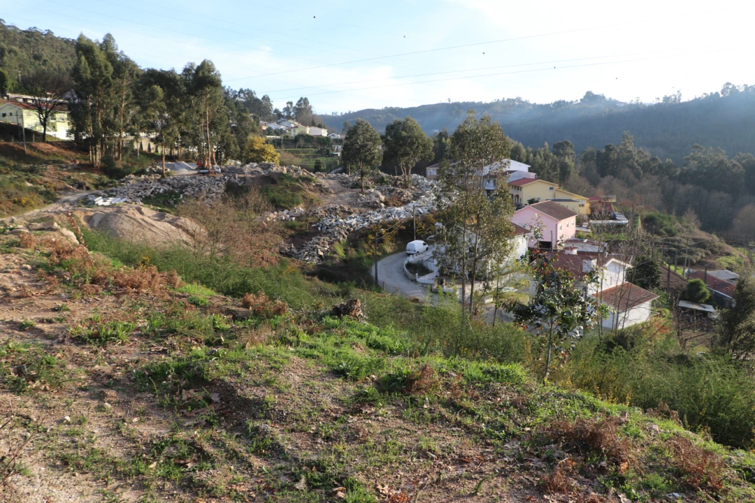 Terreno Comércio / Armazém para Venda em Santa Eulália Foto 14