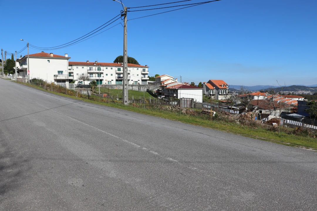 Terreno Misto para Venda em Santa Eulália Foto 9