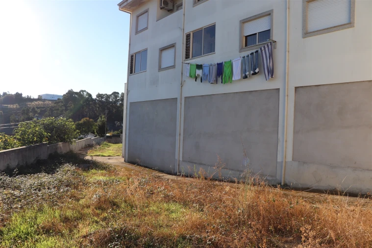 Armazém para Venda em Lustosa e Barrosas (Santo Estêvão) Foto 3
