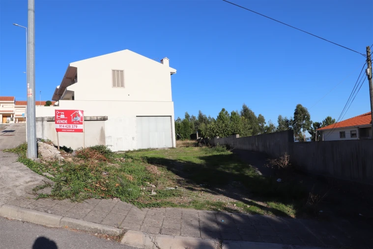 Armazém para Venda em Lustosa e Barrosas (Santo Estêvão) Foto 2